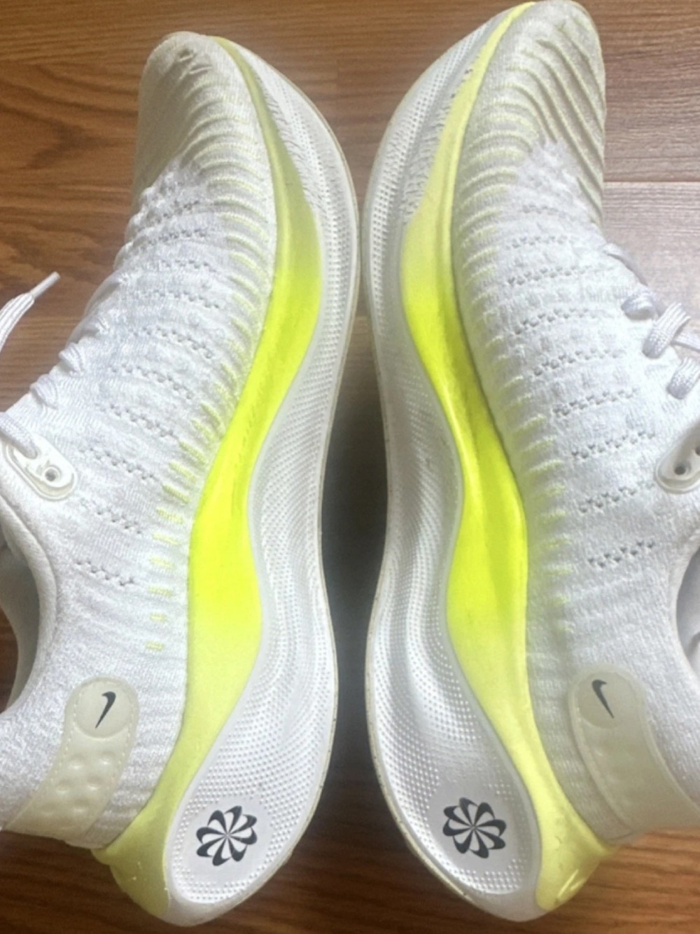 Nike ReactX Infinity Run 4 Men’s 8 Sneaker White Light Lemon Twist - Picture 6 of 12